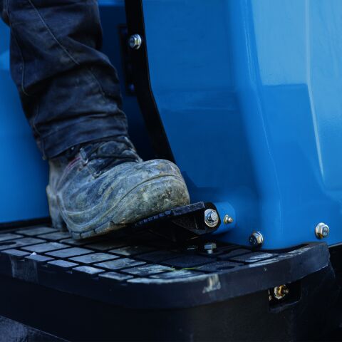 SCHEPPACH EXC815 MİNİ EKSKAVATÖR