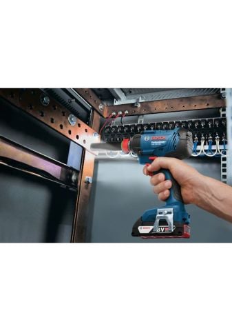 Bosch Professional GDX 180-LI 2.0 Ah Çift Akülü Somun Sıkma Makinesi - 06019G5223